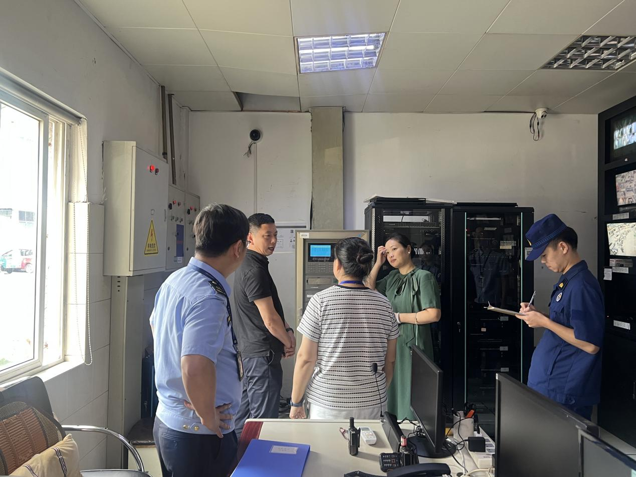 繃緊安全弦，喜迎國慶節(jié)——大關(guān)街道深入錢江商城開展節(jié)前檢查