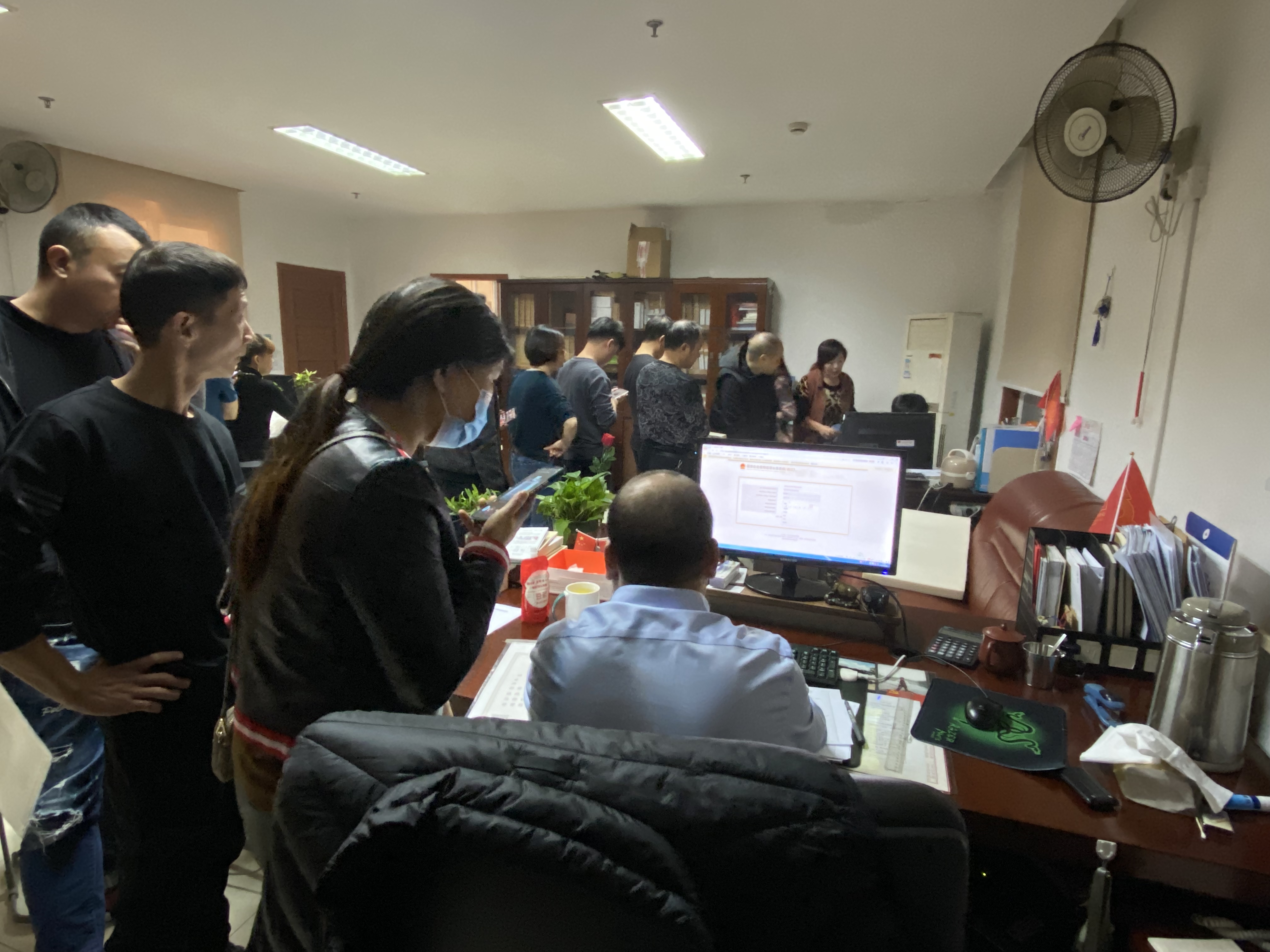 企業(yè)辦事零跑腿！快來綁定“浙江企業(yè)在線”