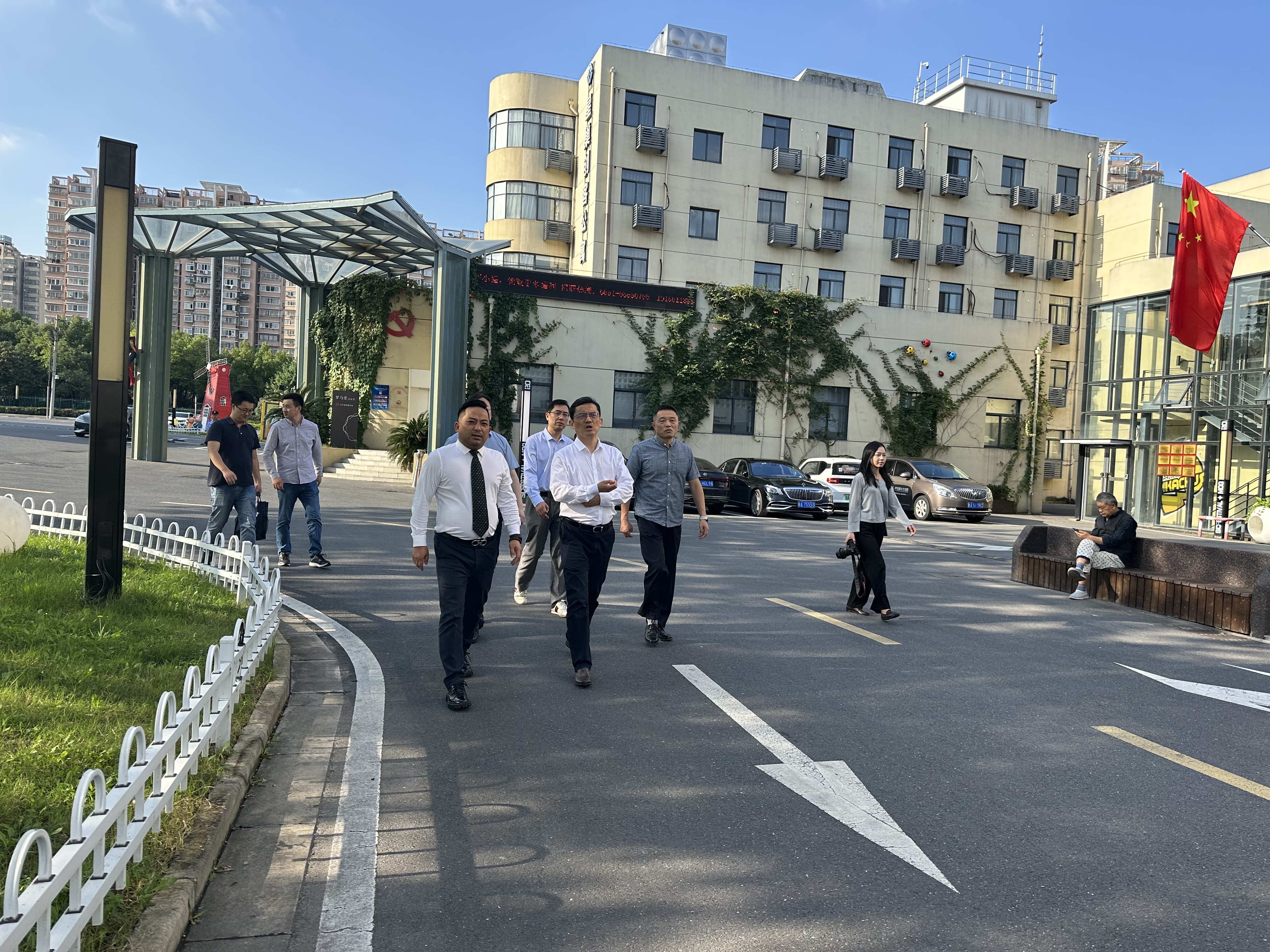   廬陽區(qū)委書記高強蒞臨廬陽建華文創(chuàng)園調(diào)研