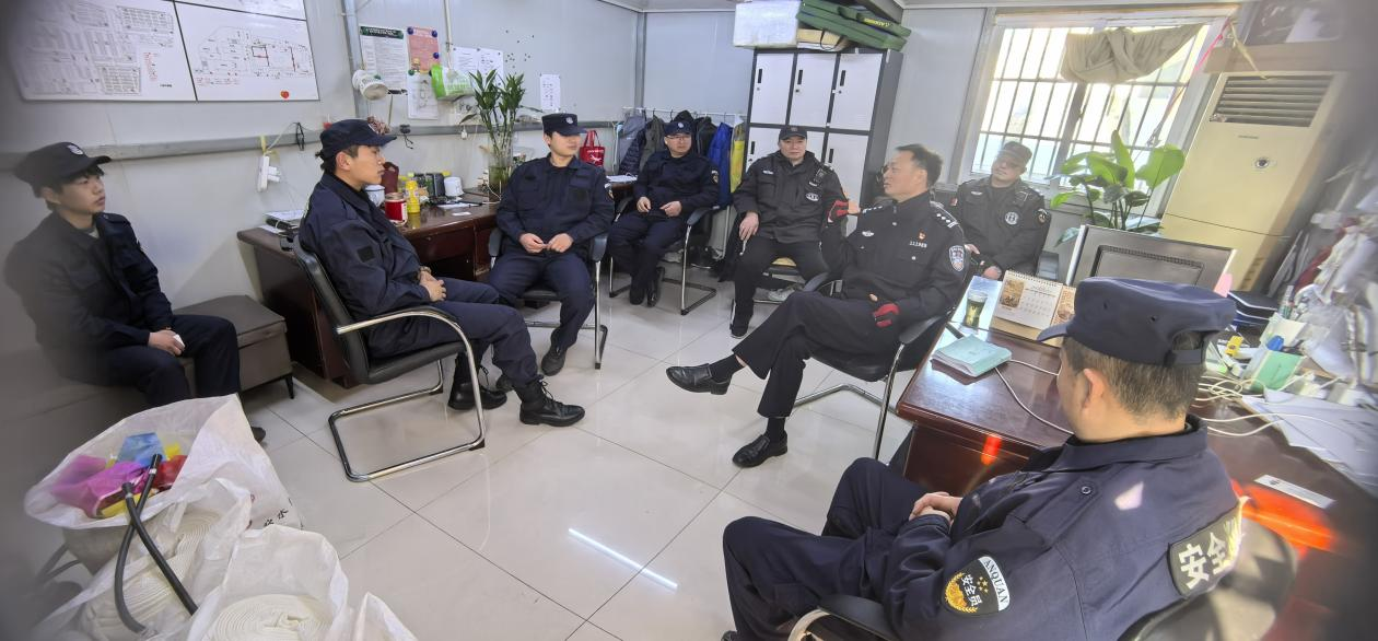 警企聯(lián)動護(hù)商圈  錢江商城安保培訓(xùn)提質(zhì)效