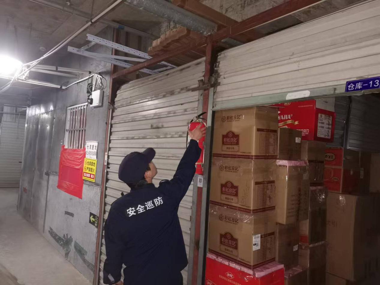 筑牢倉儲安全防線 錢江商城開展倉庫專項檢查