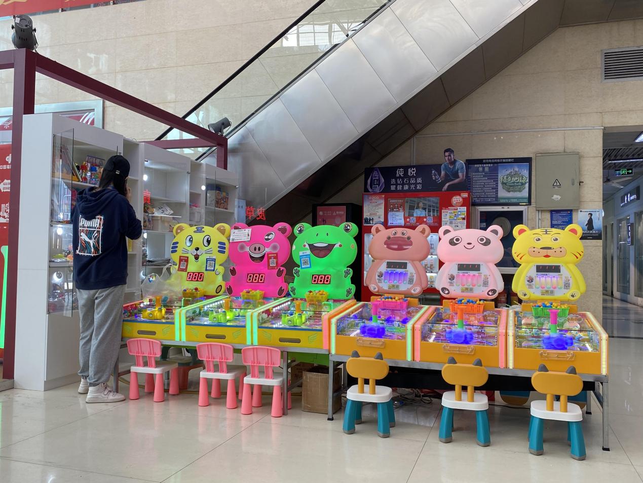 錢江商城正大廳兒童游樂區(qū)來啦！