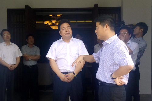 20140527江蘇省海安縣黨政代表團(tuán)來(lái)我園區(qū)考察 (3).jpg