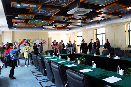 20190404合肥高新區(qū)長寧社區(qū)來廬陽建華文創(chuàng)園考察學習  (2).jpg
